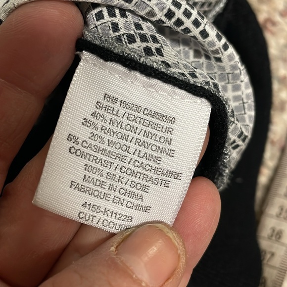 Joie cashmere silk sweater in almost new condition - Picture 7 of 9